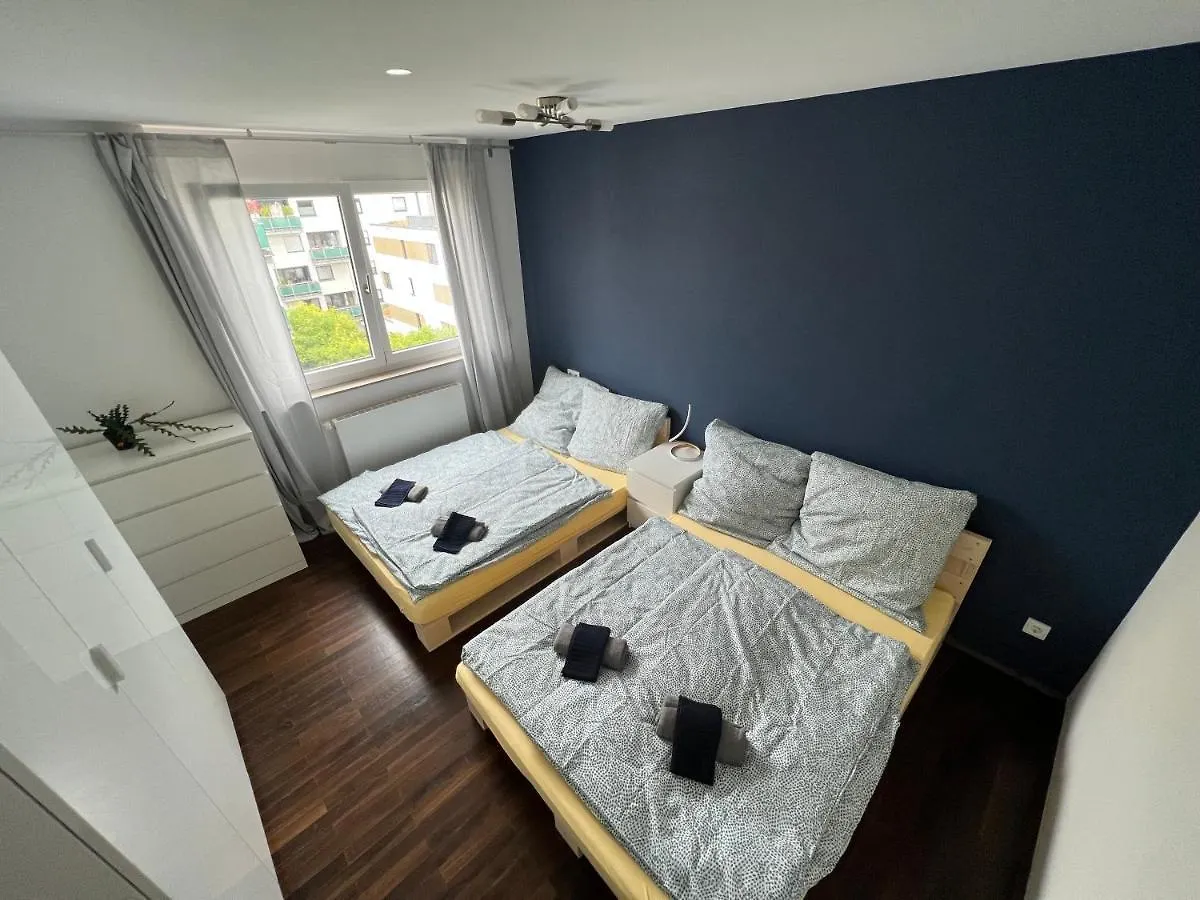 Penthouse-Wohnung - Balkon - Dachterrasse - Zentrum Нюрнберг