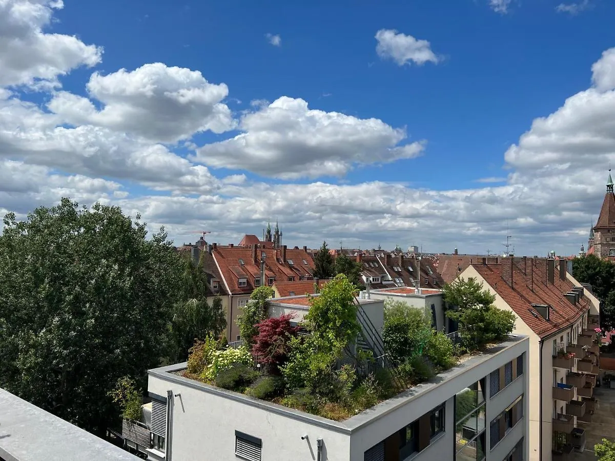 Penthouse-Wohnung - Balkon - Dachterrasse - Zentrum Нюрнберг Апартаменты